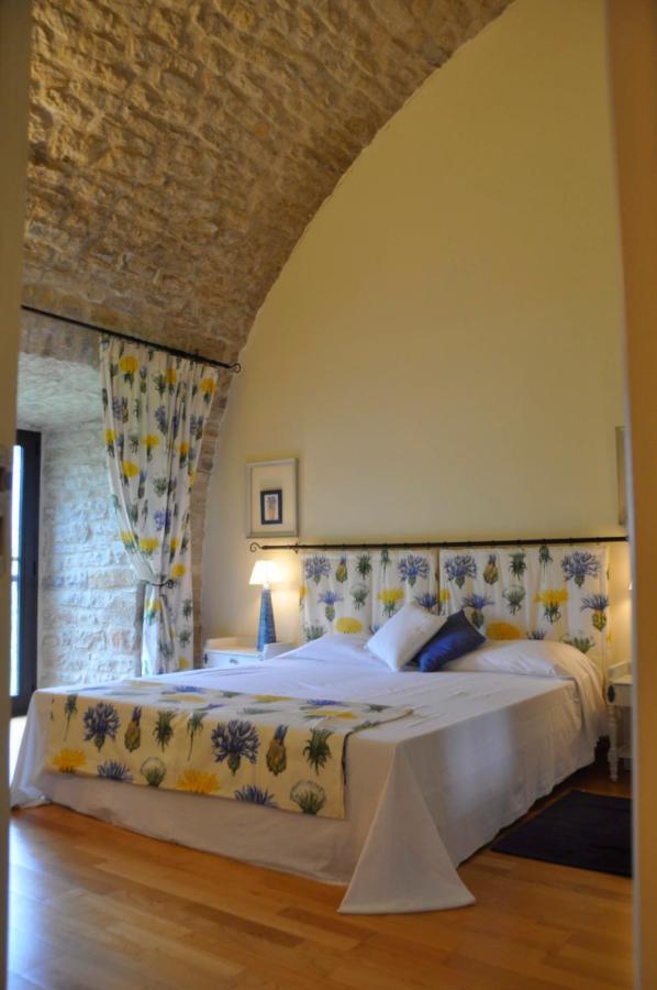 La Caussenarde Bed & Breakfast Severac-d'Aveyron Exterior photo